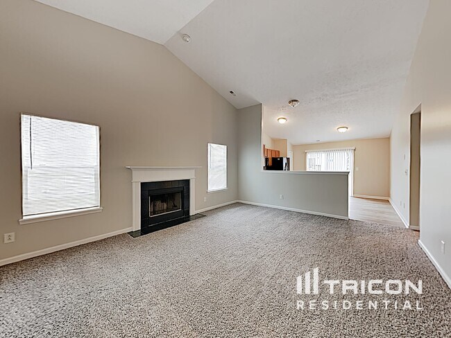 Building Photo - 10759 Mistflower Way