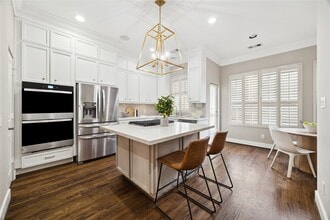 Building Photo - 6310 Taggart St