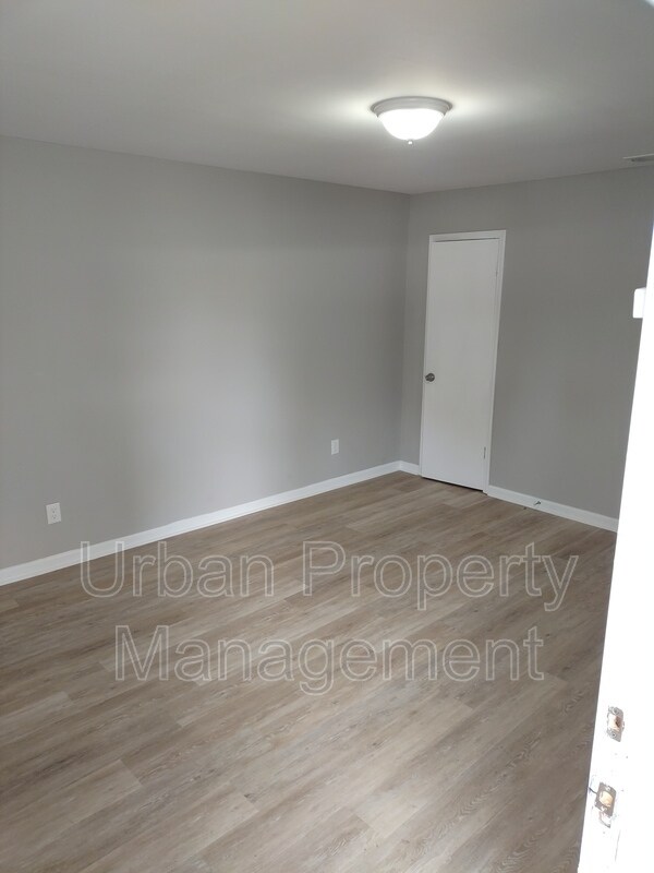 307 S. Parkway - 307 S. Parkway