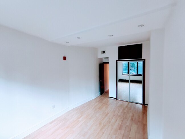 Foto del edificio - 1711 S 13th St