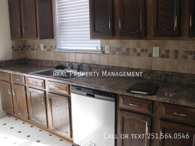 Foto del edificio - 5710 Green Hill Ct