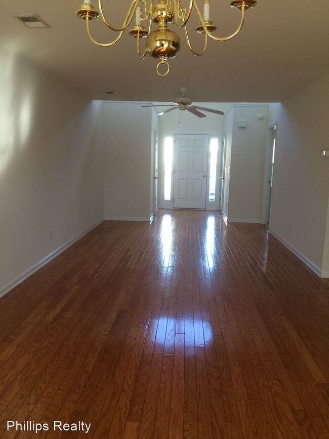 Building Photo - 3 br, 2.5 bath House - 1404 Harvester Circle