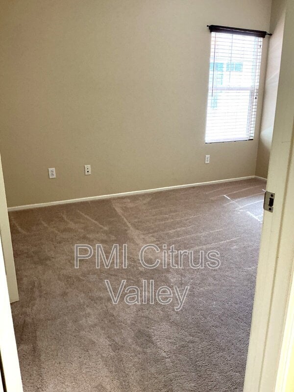 Building Photo - 1250 Berylstone Dr