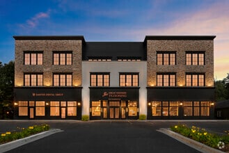 Building Photo - 720 N Washington St