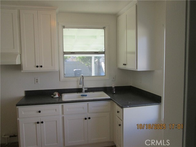 Foto del edificio - 4803 Lakewood Blvd