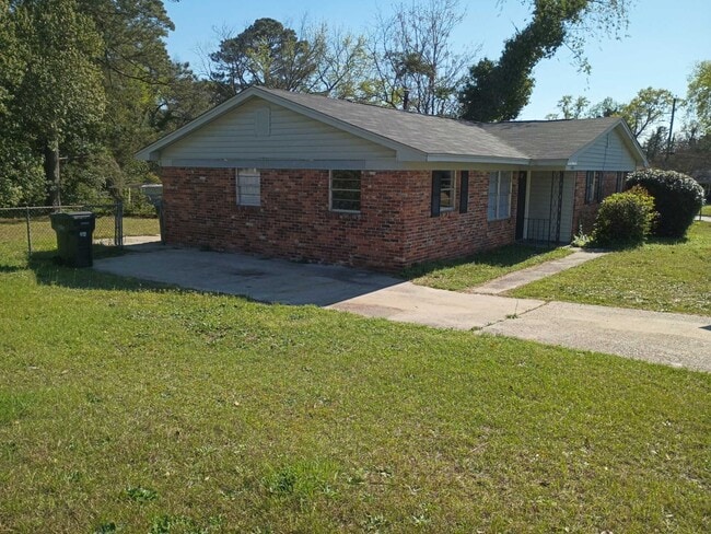 Building Photo - 3404 Covington Dr