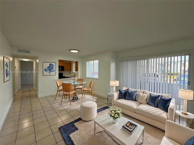 Building Photo - 6207 SW 131st Ct