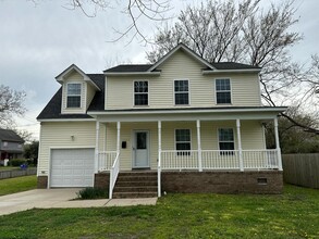 Building Photo - 1403 Lead St