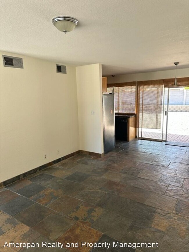 Foto del edificio - 2 br, 1 bath House - 4335 Sunnyview Ct
