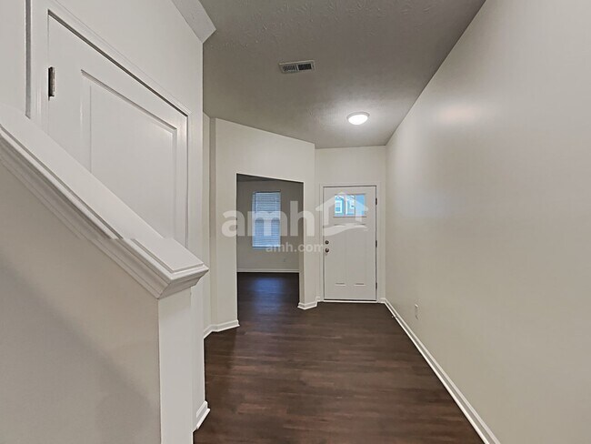 Building Photo - 6615 Park Grove Blvd