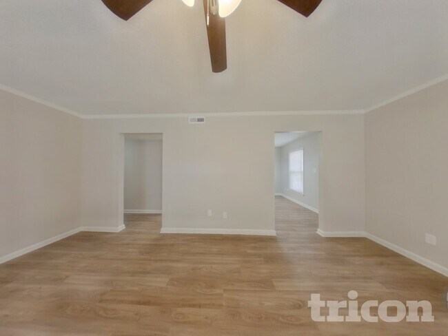 Foto del edificio - 9033 Trailhead Ct