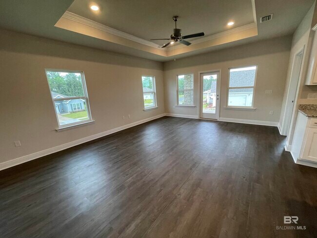 Foto del edificio - 13248 Cavalier St