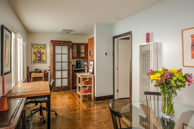 Creative and quiet space -- (Not furnished, but could be - ask us!) - 413 Rose Ave