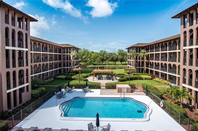 Foto del edificio - 6100 Gulfport Blvd S