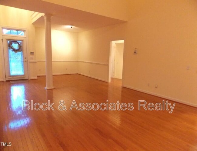 Building Photo - 4800 Ludwell Branch Ct