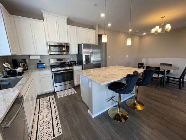 Foto del edificio - 8591 Insignia Ave