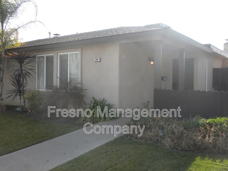 536 W Alamos Ave, Clovis, CA 93612 Condo for Rent in Clovis, CA