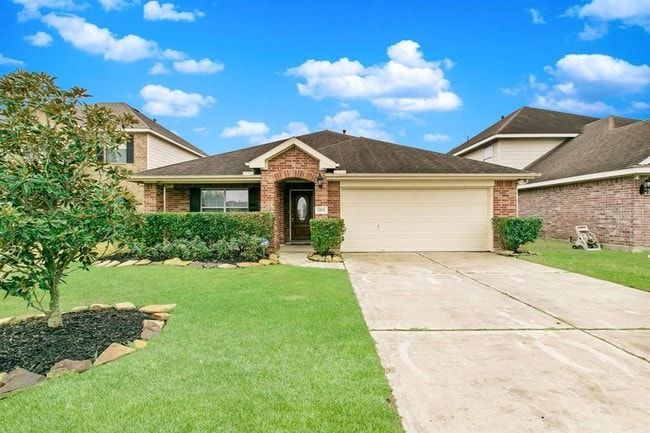 Building Photo - 21711 Debray Dr