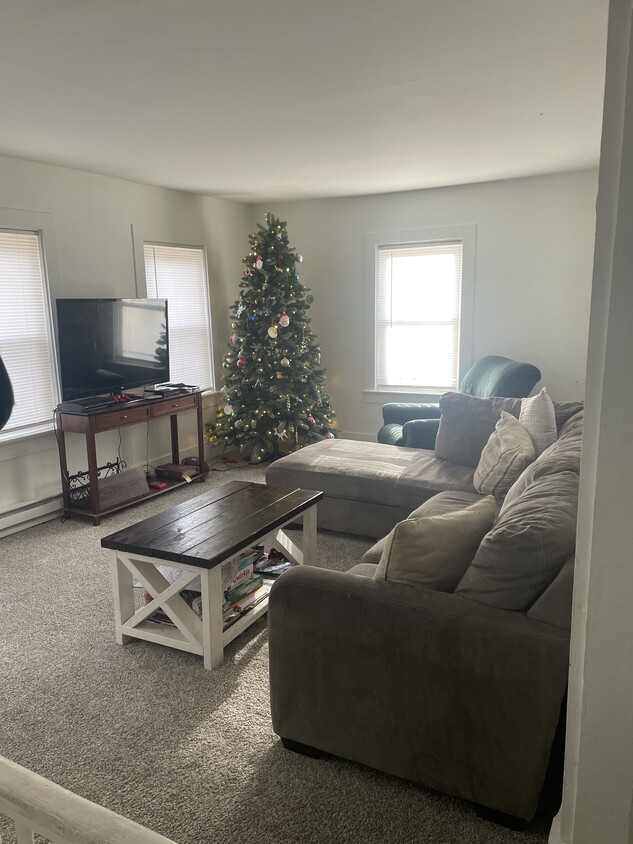 Primary Photo - 37 Intervale Rd