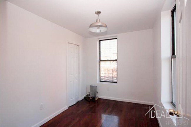 Foto del edificio - 437 Dean St