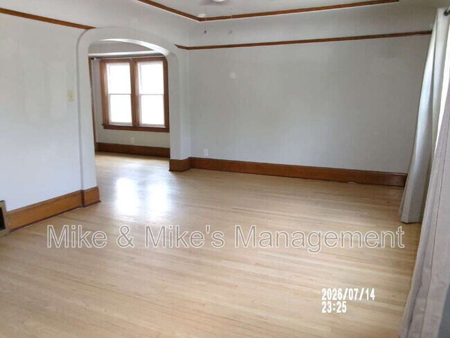 Foto del edificio - 2124 N 60th St
