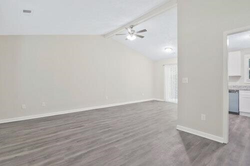 Building Photo - 5648 St Thomas Dr