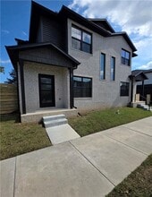 Building Photo - 999 N Crater Ave