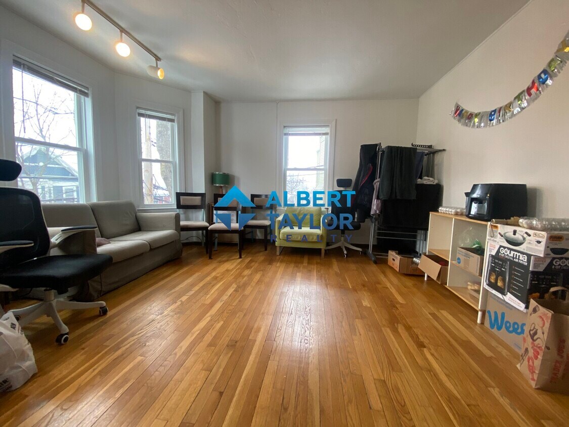 Foto principal - 88 Sheridan St