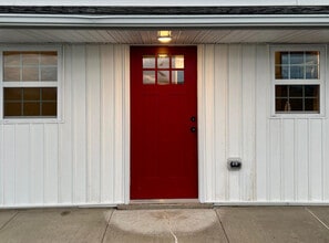 Building Photo - 6688 Bino Rd