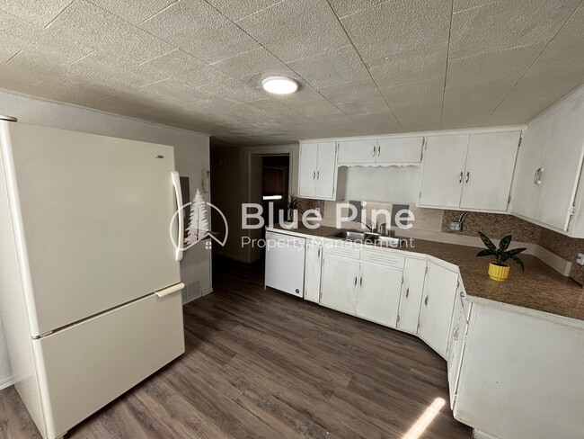 Foto del edificio - 730 10th St