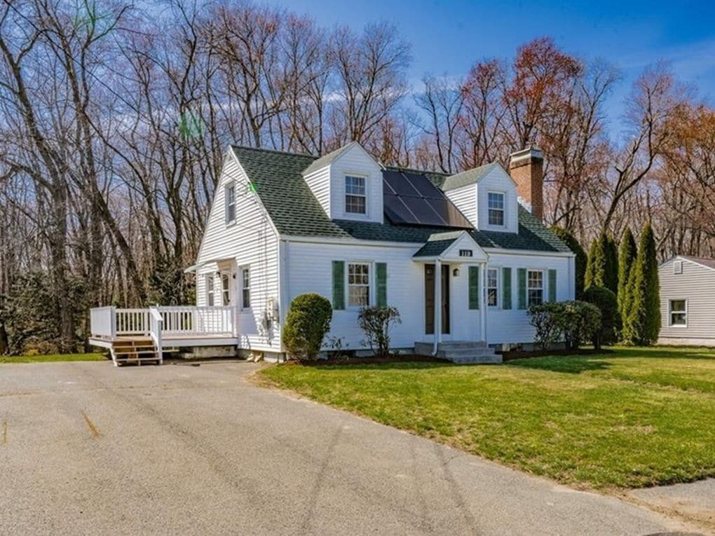 Primary Photo - 119 Florida Dr