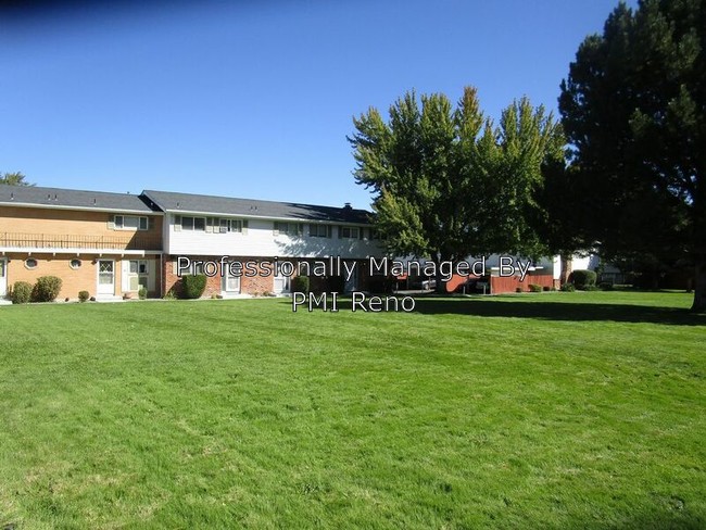 Building Photo - 184 Smithridge Park