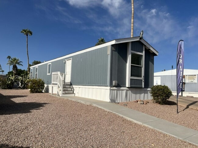 Building Photo - 201 S Greenfield Rd