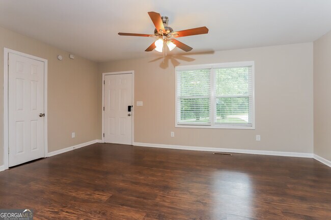 Building Photo - 108 Burch Rd