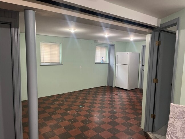 Foto del edificio - 3816 N Nora Ave