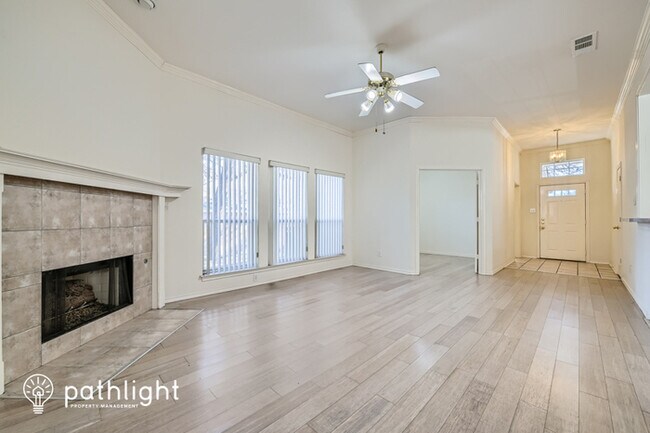 Building Photo - 5933 Sagebrush Trail