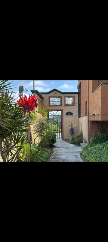 Foto del edificio - 1447 W 228th St