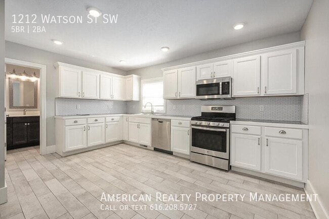 Foto del edificio - 1212 Watson St SW