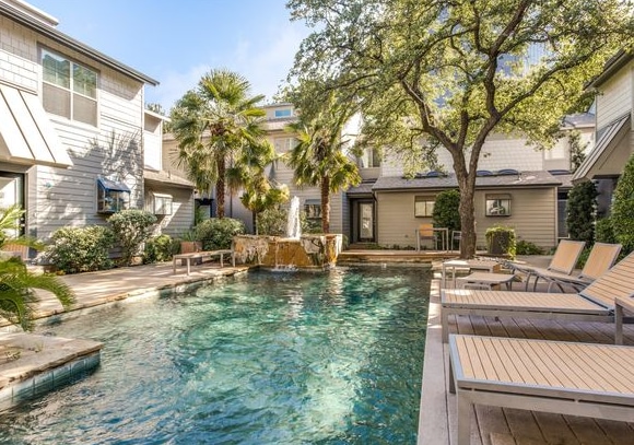 Photo - 3321 Oak Grove Ave Apartment