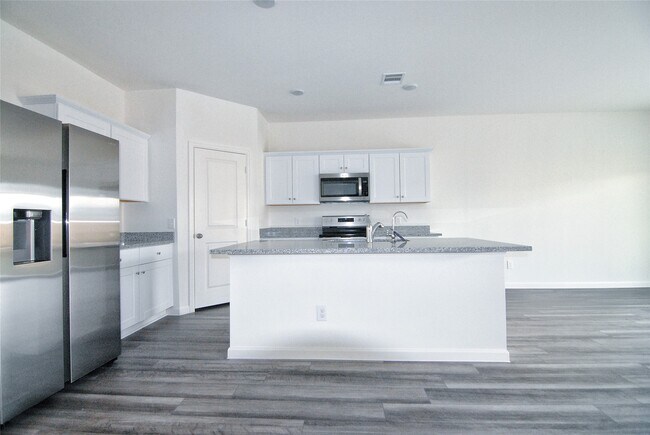 Foto del edificio - 1052 Water Oak Ln