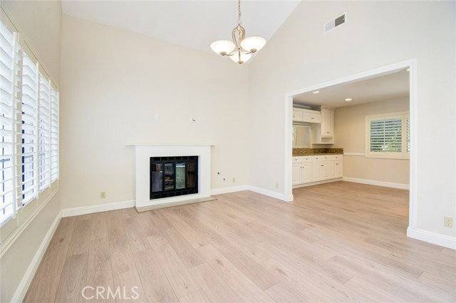 Foto del edificio - 46 Silkberry