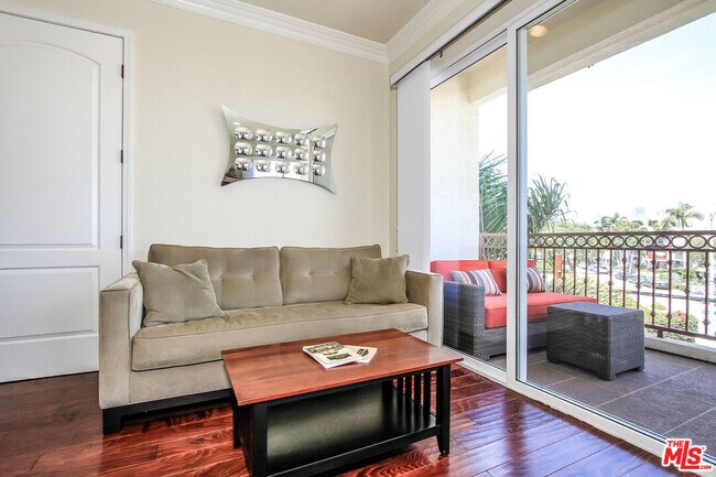 Foto del edificio - 855 Wilcox Ave