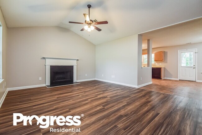 Building Photo - 153 Grand Oaks Way