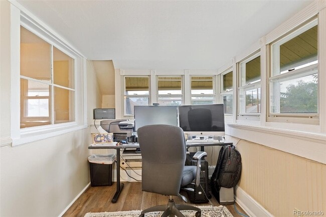 Photo - 704 W Cucharras St House