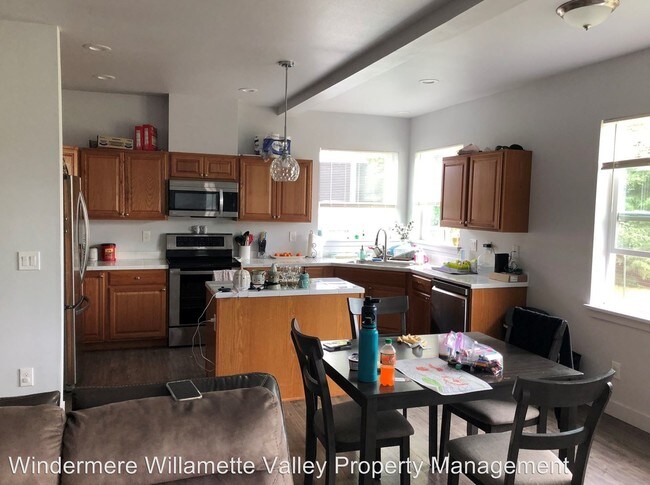 Foto del edificio - 1170 Linn Way