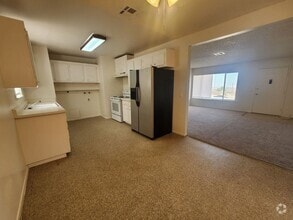Building Photo - 74571 Sunrise Dr