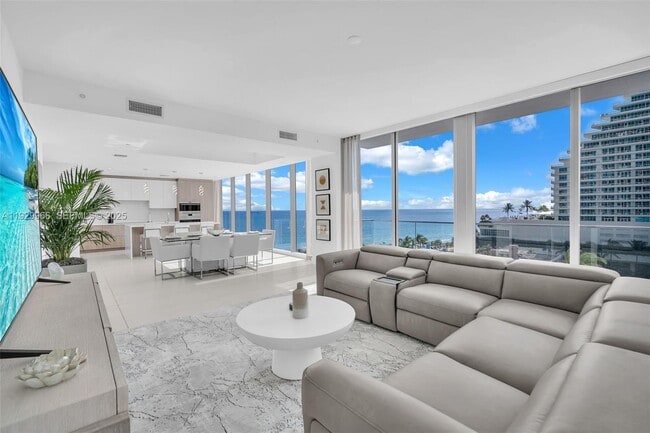 Building Photo - 151 N Seabreeze Blvd