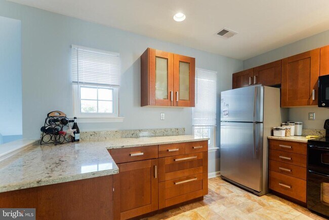 Foto del edificio - 293 Wexford Ct