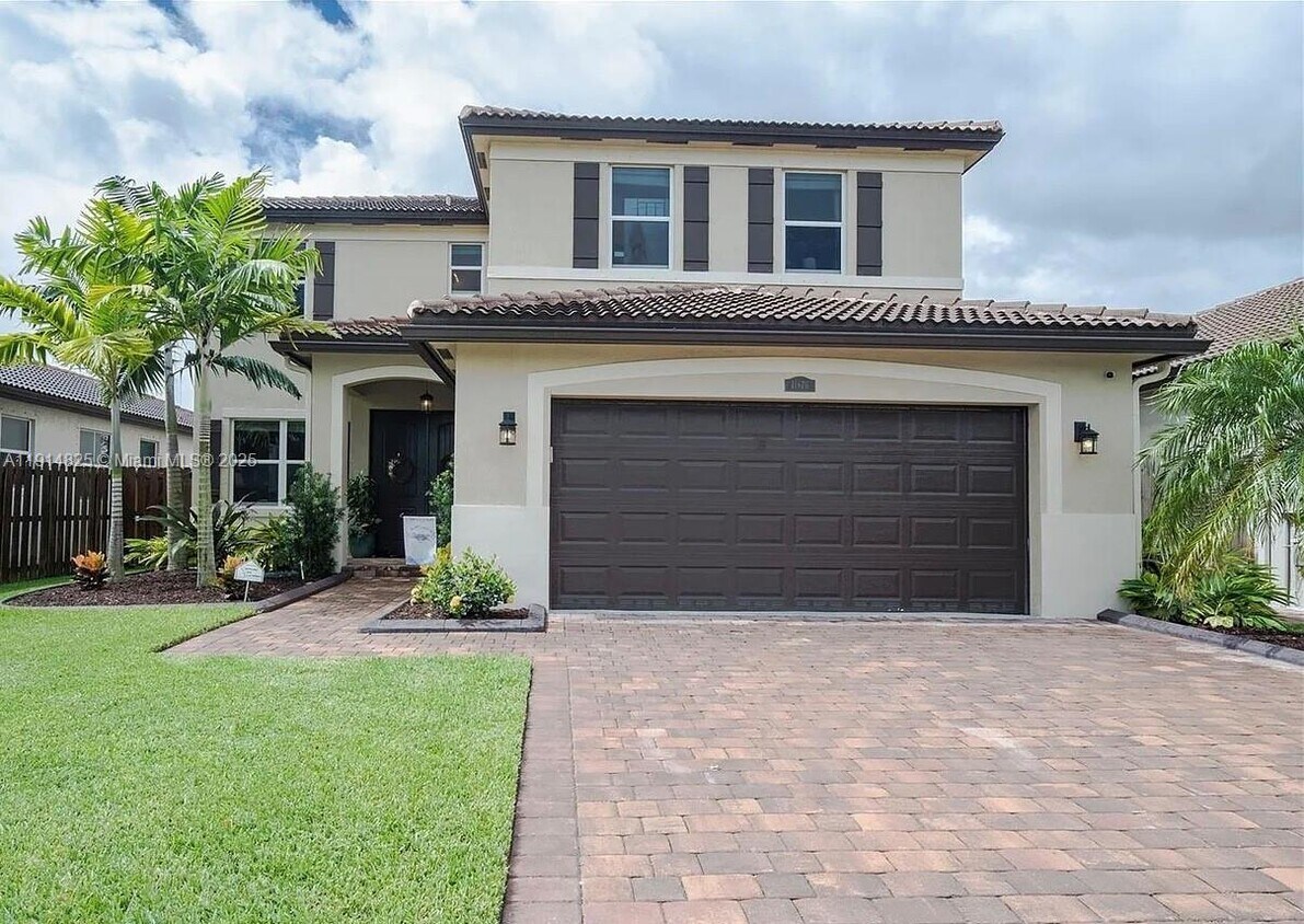 Foto principal - 11876 SW 253rd St