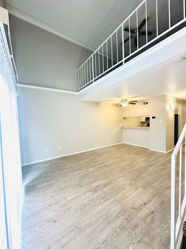 Building Photo - Woodbury Place Apartments